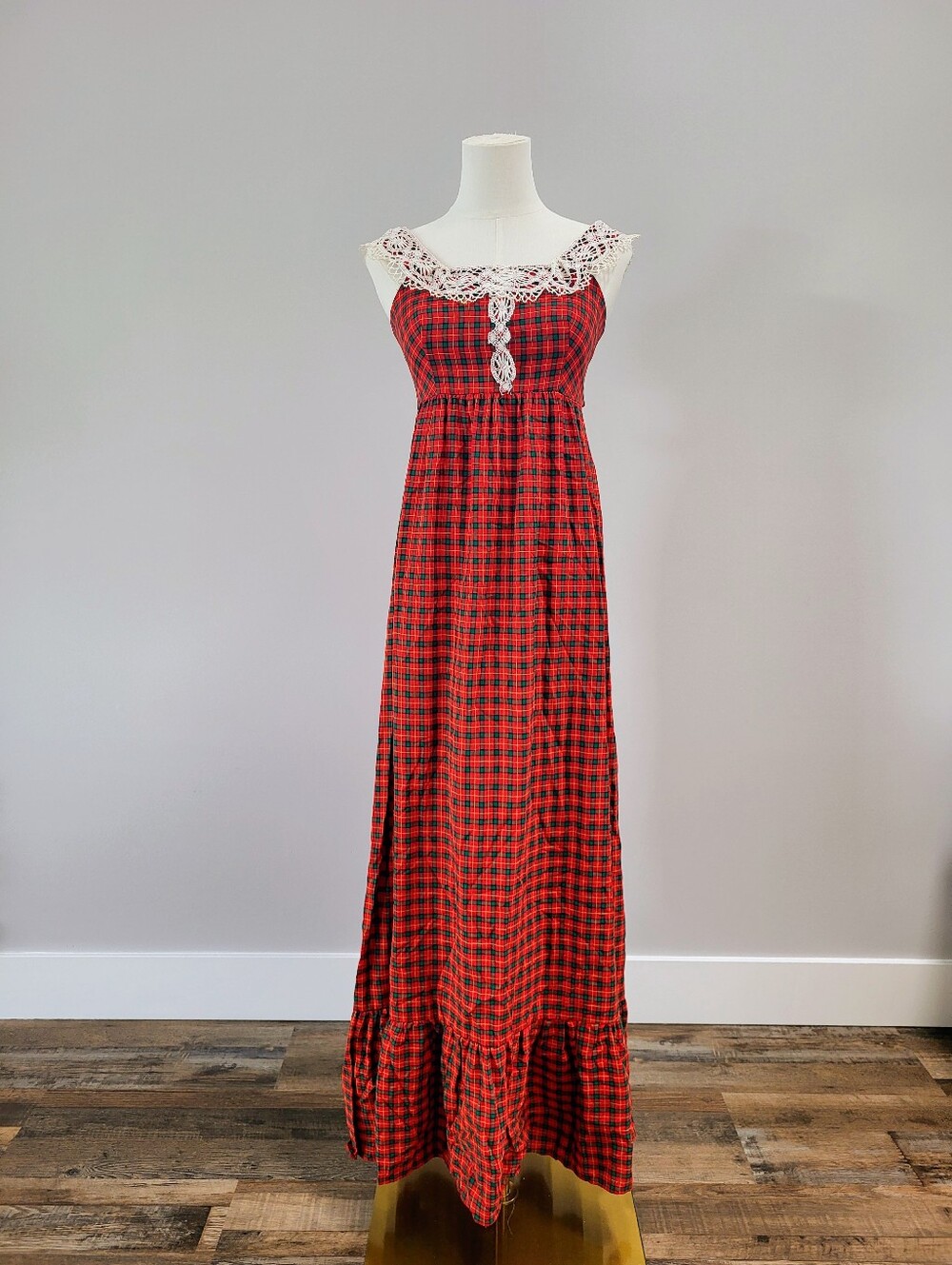 Vintage 1970s Plaid Prairie Maxi Dress | Lace Trim | XS